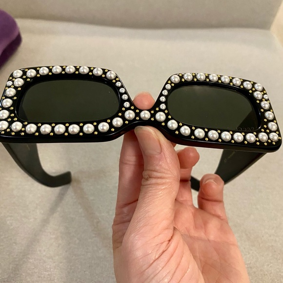 Authentic Gucci limited edition sunglasses, Rare find - Picture 9 of 13